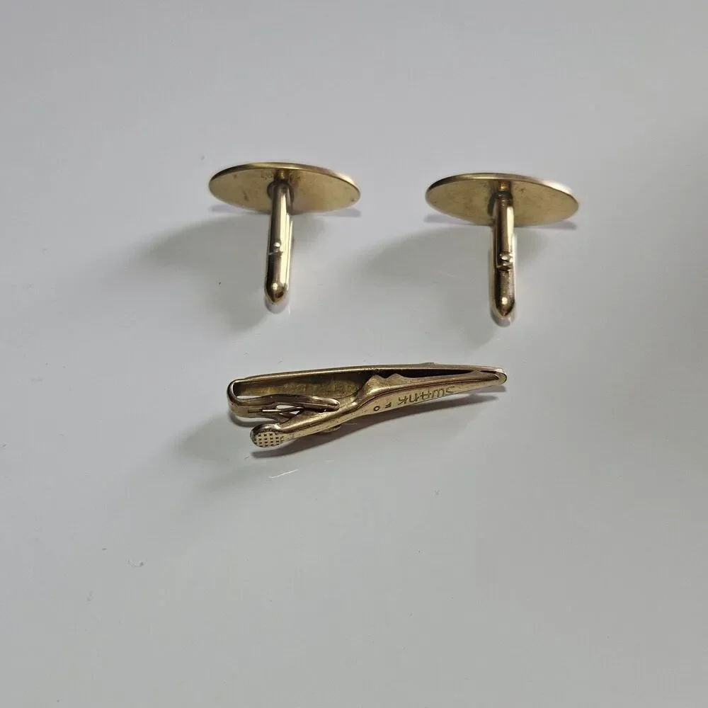 Swank Vintage Gold Tone Wheat Cufflinks And Tie Clip IOB